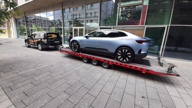 Prevoz novega avtomobila.